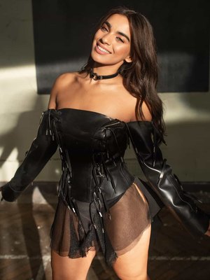 Caroline Alvares
