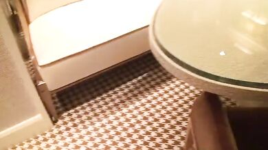 Sex se dvěmi sexy ženami za sebou během jedné noci!