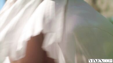 Kenna James našla svalovce, který splňuje všechny její smyslné touhy!