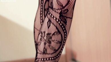 Ukrainian petite in Minnie Mouse cosplay