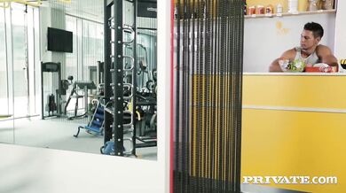 Fitness girl puts everything into her workouts!