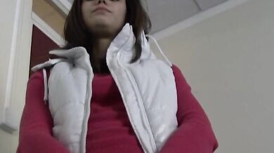 Prachy pro dívku z ulice