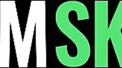 Roxie Sinner's Pussy Eating In The Garden