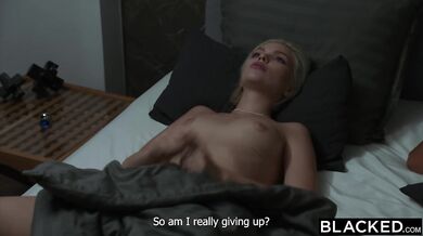 Analom posadnutá blondínka Ashby Winter