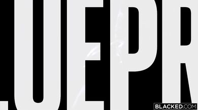 Blonďavá nymfa Lexi Lore bola na domácej párty úplne zaplnená