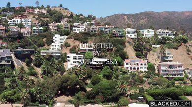 Absolventka Sky Wonderland, pobláznená do BBC, dostala na zadok a bola ovládnutá novým šéfom