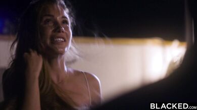 Zvodná blondínka Mary Rock zviedla svojho inštruktora potápania