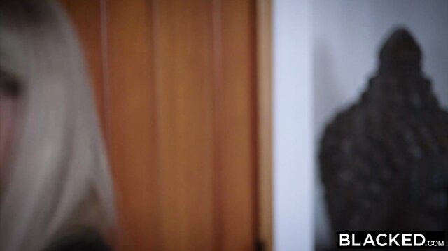 Cute Coed Blake Blossom Seduces Her Roommates Boyfriend