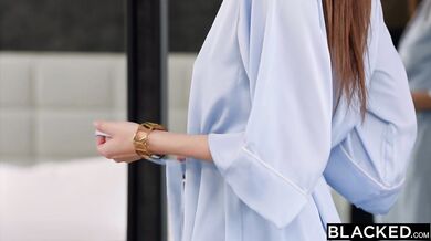 French Hottie Lina Luxa Loves 2 Things - Anal And BBC