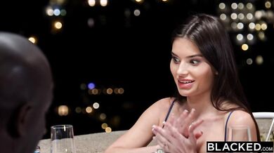 Zlostná Stefany Kyler znova prežíva svoj tajný románik