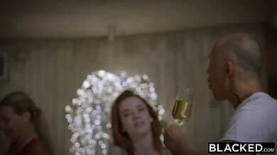 Žhavá Francúzska Anissa Kate dostala nálož od dvoch obrovských BBC na párty