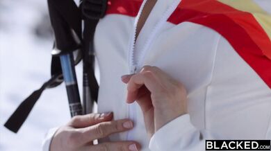 Jia Lissa And Lika Star Compete to Win Joss' BBC in Hot Threesome