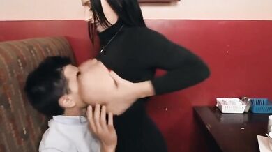 Jordi El Nino Polla oklátil prsatú MILFku Angelu White
