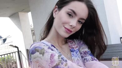 Liz Ocean uspokojuje ázijského borca a dáva mu všetko, čo si praje