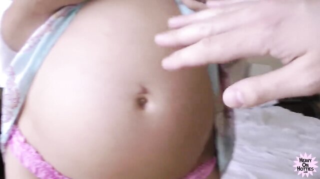 Pregnant woman gives perfect blowjob