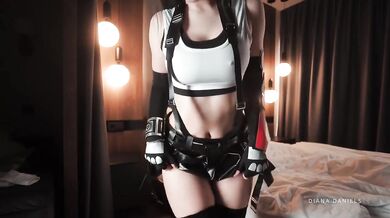 Hot Tifa cosplay