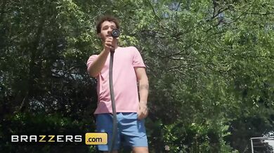BRAZZERS - Fucking with sexy neighbor Bella Blu
