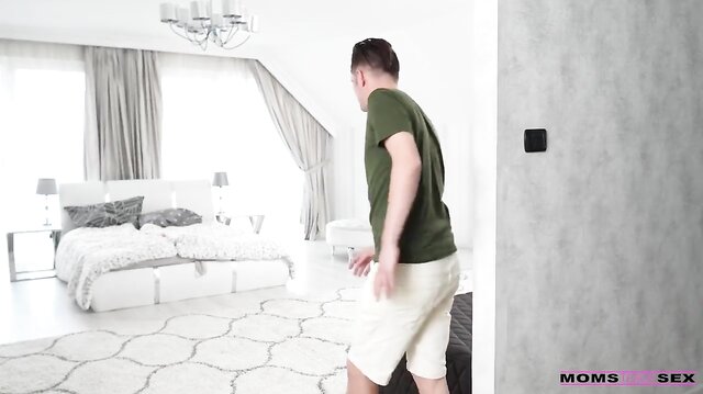 Stepmom Nelly Kent loves my dick more than her sex toy