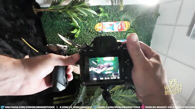 Luna Legend fucks a photographer with huge cock