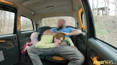 Beauty fucked by big cock in that famous black taxi