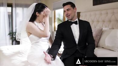 Bridesmaid fucks Italian bride Valentina Nappi on her wedding day
