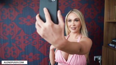Blonde Sophie Reade loves BWC