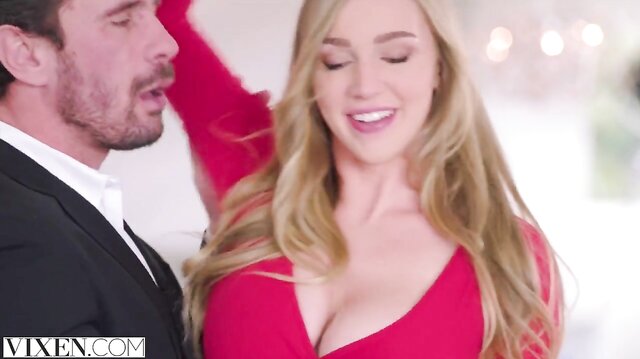Kendra Sunderland has sexecutive meeting with her boss