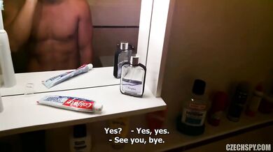 Skrytá kamera a táto česká mačička v akcii