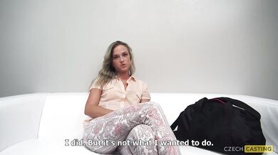 Blonďatá česká holka Petra na Czech Castingu
