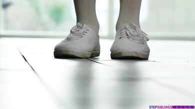 Stepbro Gets A Hole My Hole!