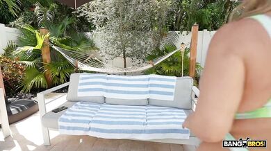 Andie Arthur gets her big tits and mouth stuffed by two big cocks for a juicy reward