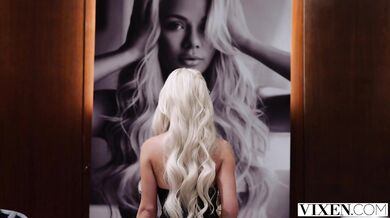 Manuel Ferrara & Elsa Jean give a stunning vixen a wild ride