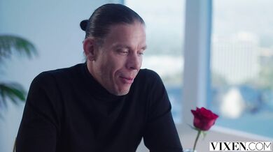 Nadržená Scarlit v akci