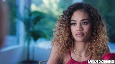 Nadržená Scarlit v akci