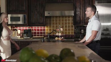 Cubbi Thompson gives a stunning handjob and blowjob in lingerie