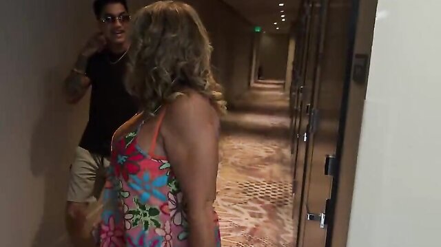 Sexy Mature Lana Lee Shows Nephew-in Law What An Open Family Is