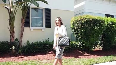 Mandy Rhea Tries Sex For Money
