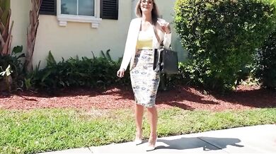 Mandy Rhea Tries Sex For Money