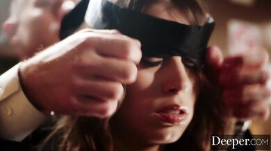 Fetish-lover Jill Kassidy Agrees To A Twisted Bondage Game