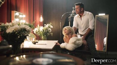 Shy Understudy Is Seduced By Her Infamous Co-star Kiara Cole