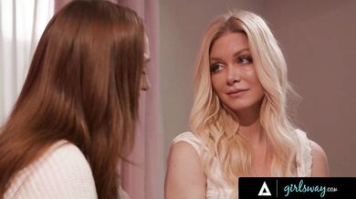 Emotional MILF Bella Bends Admits She Fuck Redhead Stepdaughter Harley Love