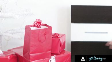 Homesick Jillian Janson Gets Surprise Christmas Pussy Eating From GF Karla Kush