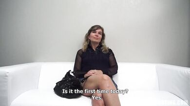 MILF blonde amateur fucks at casting