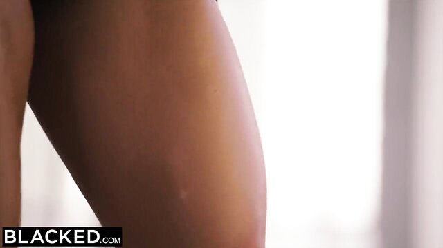 Nicole Aniston's unforgettable 1st interracial