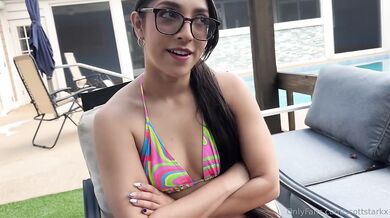 Die kurvige Latina-Stiefschwester Madison Wilde wird im Freien mit Sperma vollgespritzt