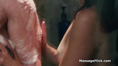 He booked physiotherapy but got a nuru massage instead with happy ending