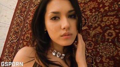 Beautiful Japanese MILF Maria Ozawa Wants Hot Cum Fill In Her Wet Pussy
