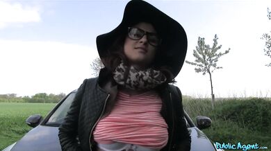 Broke Fashion Student Flashes Huge Tits Then Outdoor Fucks