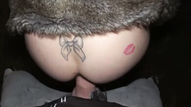 Holiday Girl Blowjob And Hard Fuck In Public