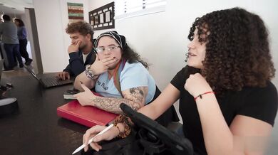 Daisy Foxxx Fucked In Study Group